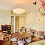 Arq Paleis 4*