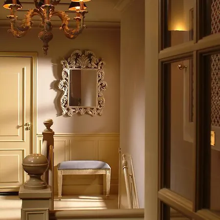 Paleis Otel 4*