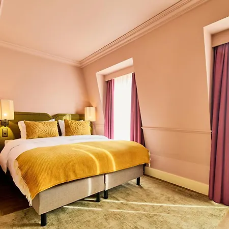 Hotell Arq Paleis 4*