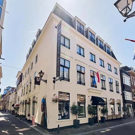 Arq Paleis 4* La Haya